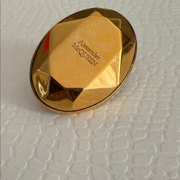 Alexander McQueen Jewelry - Alexander McQueen Gold one side style earring